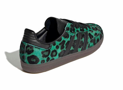 Women's Adidas Samba OG in Semi Scream Green / Core Black