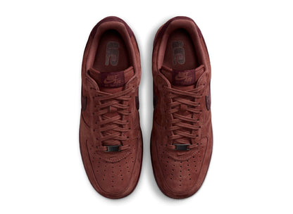 Nike Air Force 1 Low Retro Premium QS in Red Sepia