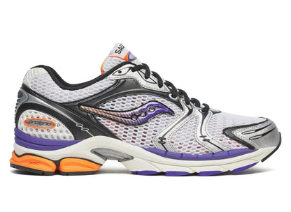 Saucony Progrid Triumph 4 in White
