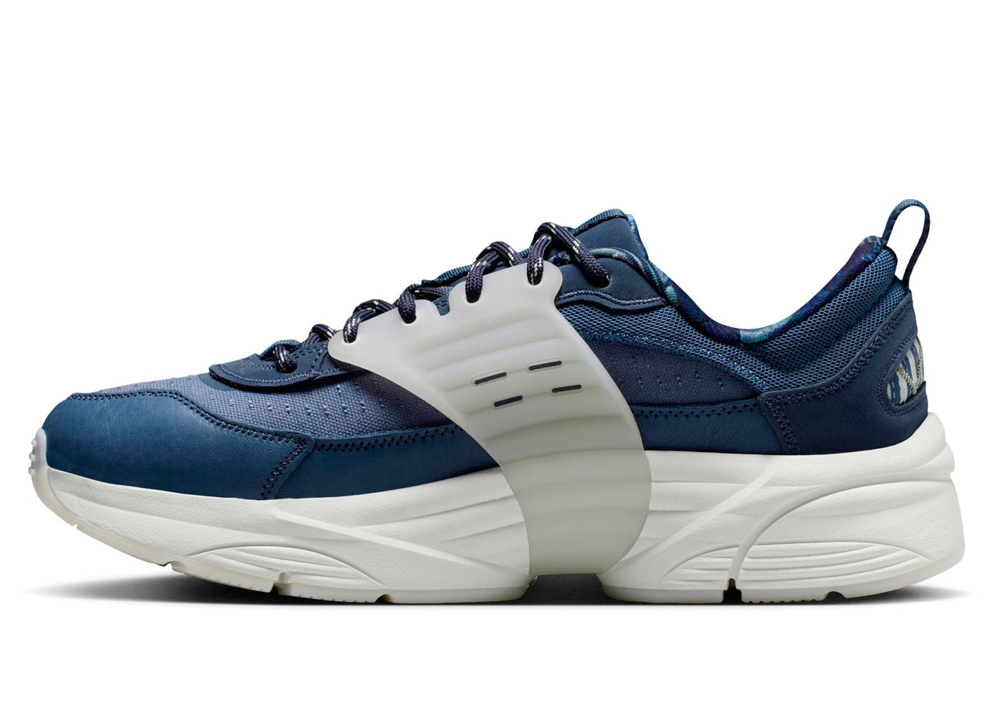 Jordan Trunner O/S in Diffused Blue / Pale Ivory