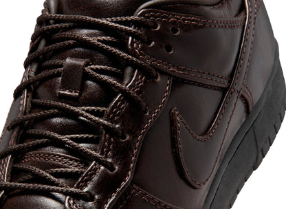 Nike Dunk Low Retro Premium QS in Classic Brown