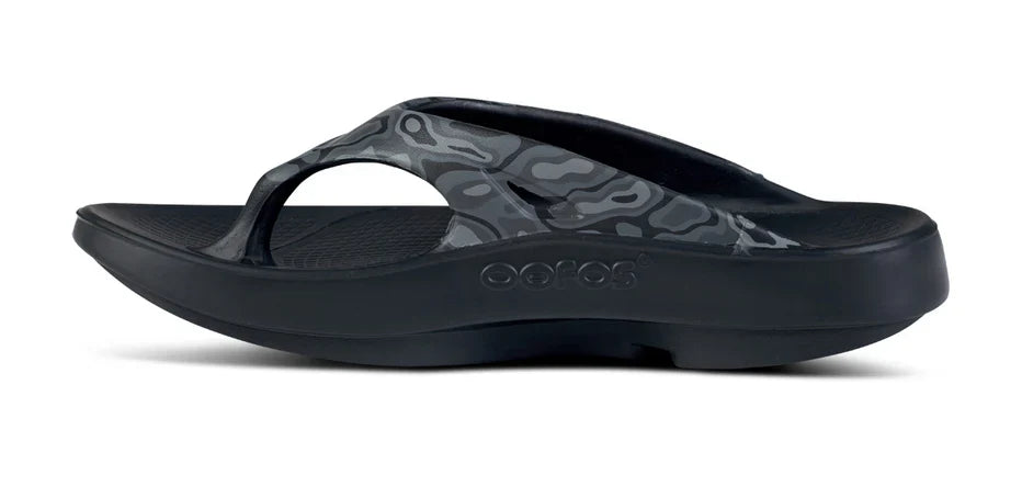 Oofos | OOriginal Sport Sandal | Unisex | Black Water Camo