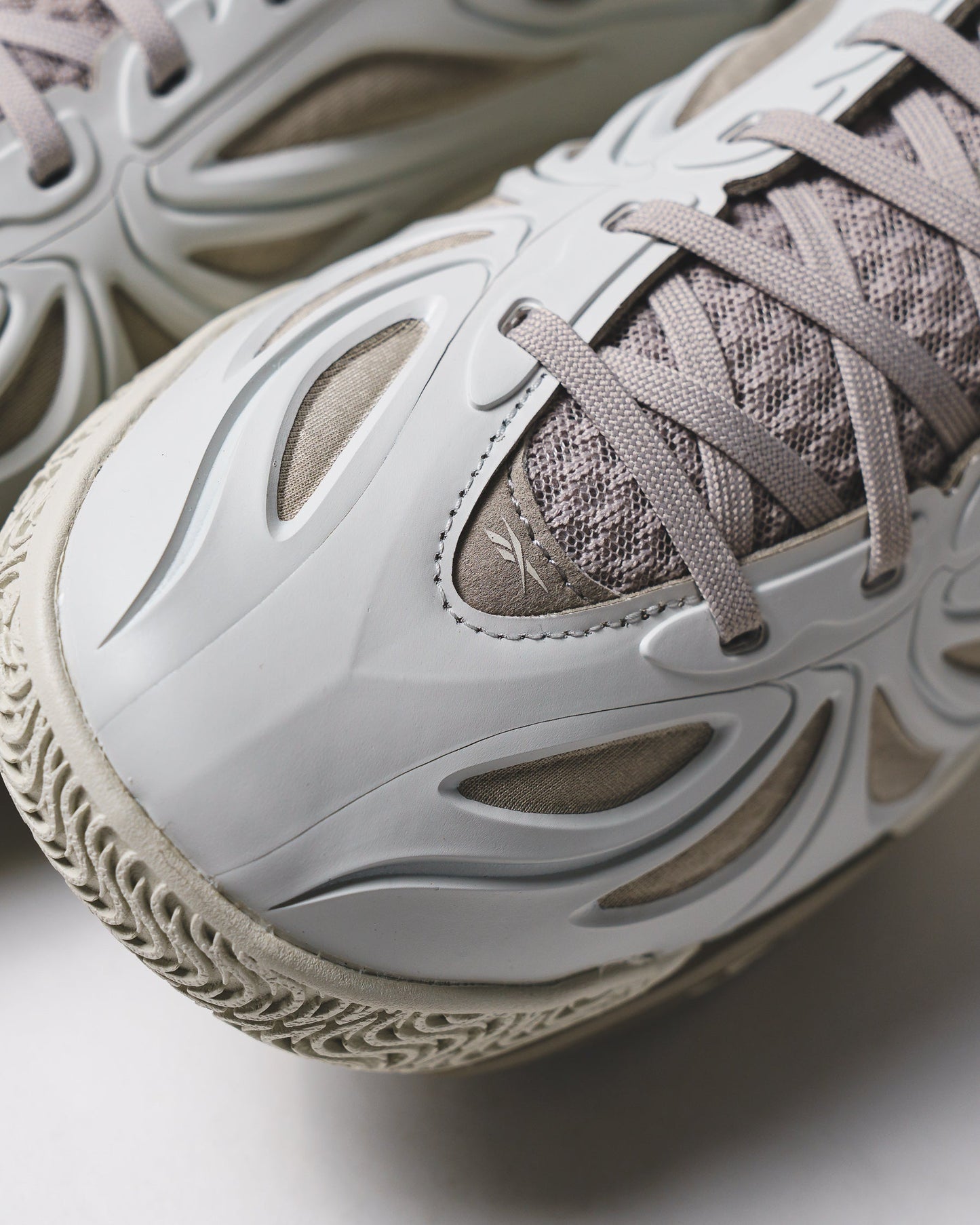 Reebok Basketball Unisex Angel Reese 1 Grey 100262831