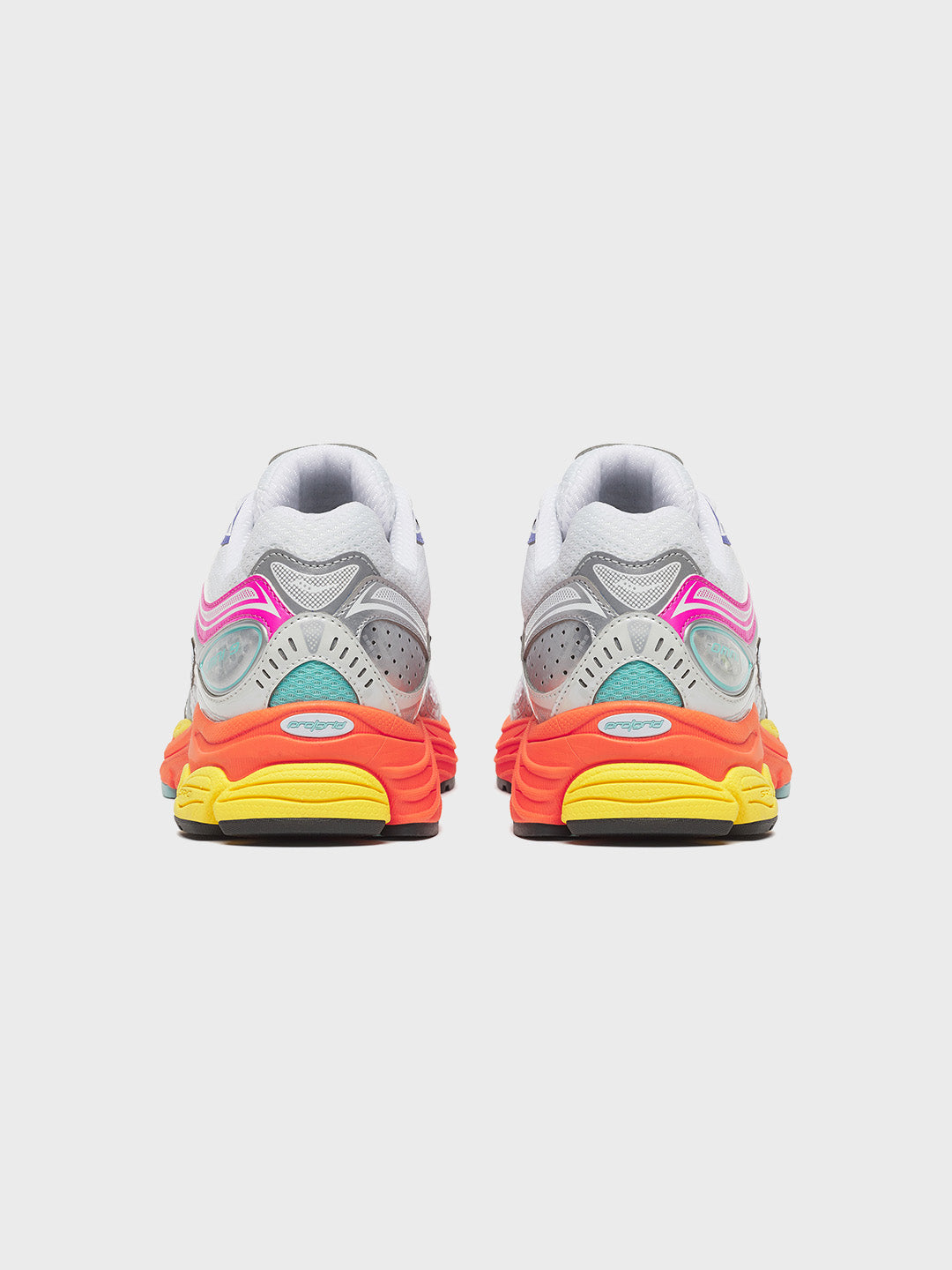 Saucony Progrid Omni 9 Sneakers | White/Multi