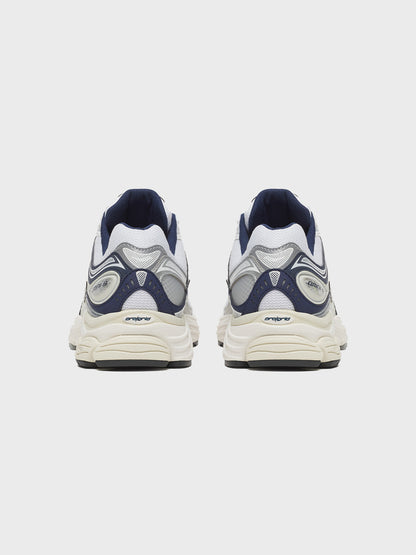 Saucony Progrid Omni 9 Sneakers | White/Navy