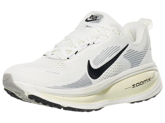Nike | Vomero 18 | Women's | Summit White/Black/Coconut Milk